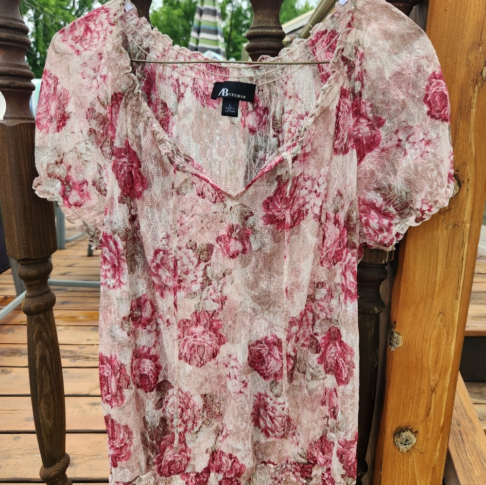 AB Studio lace Top Size L
